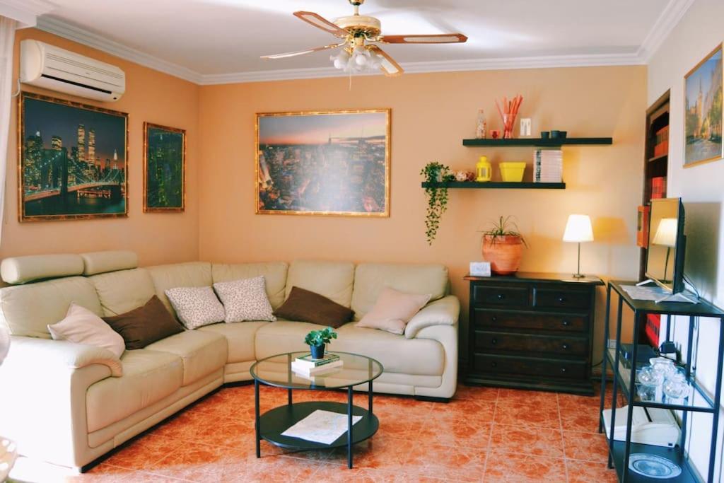 El Apartamento De Trini Sevilla Dış mekan fotoğraf