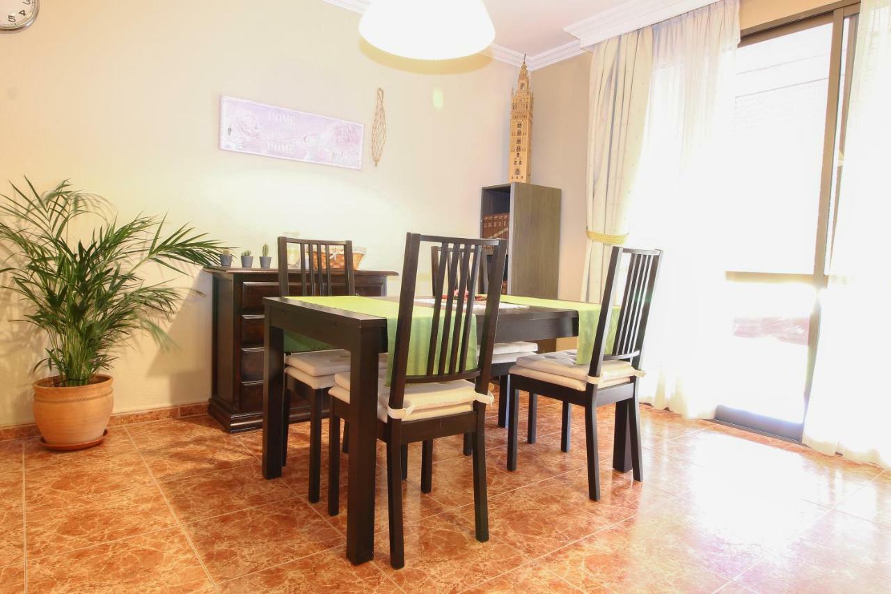 El Apartamento De Trini Sevilla Dış mekan fotoğraf